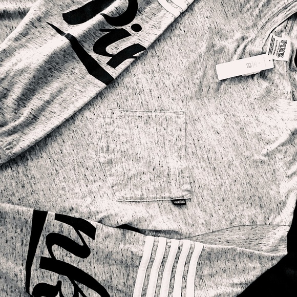 Victoria Secret Long Sleeve Top - Picture 2 of 3